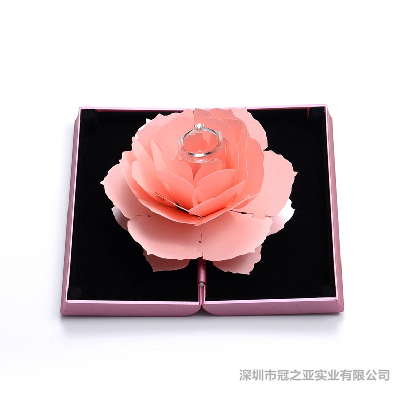 Caja de anillo rosa (JB - 06)