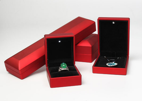 LED 灯 耳环盒 （型号：JB-02)