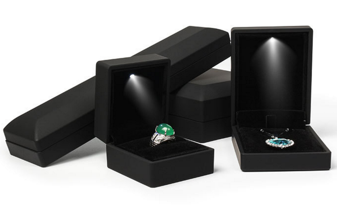 LED 灯 项链盒 （型号：JB-04)